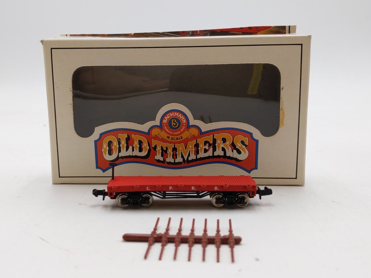 Bachmann 53-1051-24 N Scale 34' C.P. Flat Car With Stakes NIB