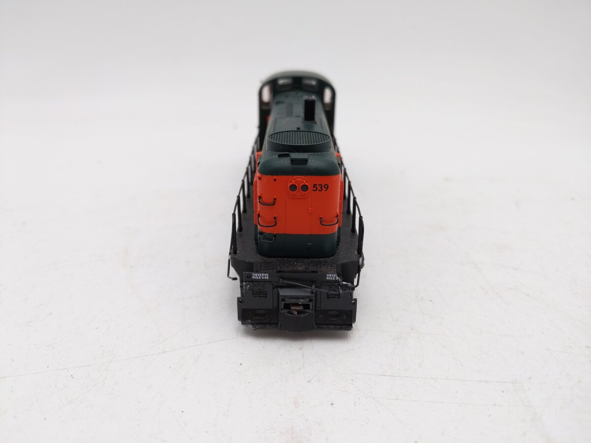 Atlas 10003026 HO RS-3 New Haven Diesel Locomotive #539/Box