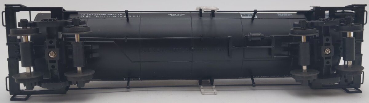 American Models 504 S Gauge J.M. Huber Tank Car (Hi-Rail) #12850 EX/Box