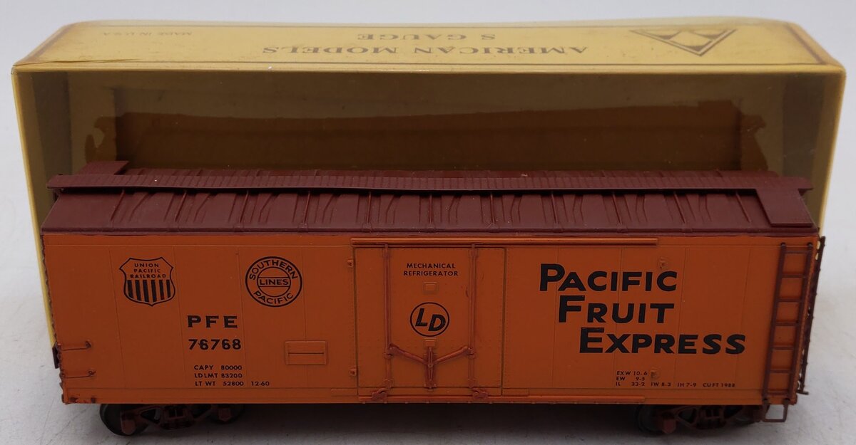 American Models 202 S Scale Pacific Fruit Express Reefer Car VG/Box
