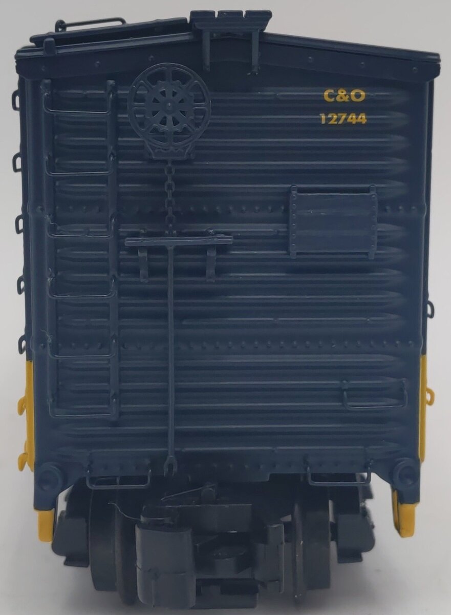 S-Helper 01919 S Gauge Rebuilt Chesapeake & Ohio Boxcar #12744 EX/Box