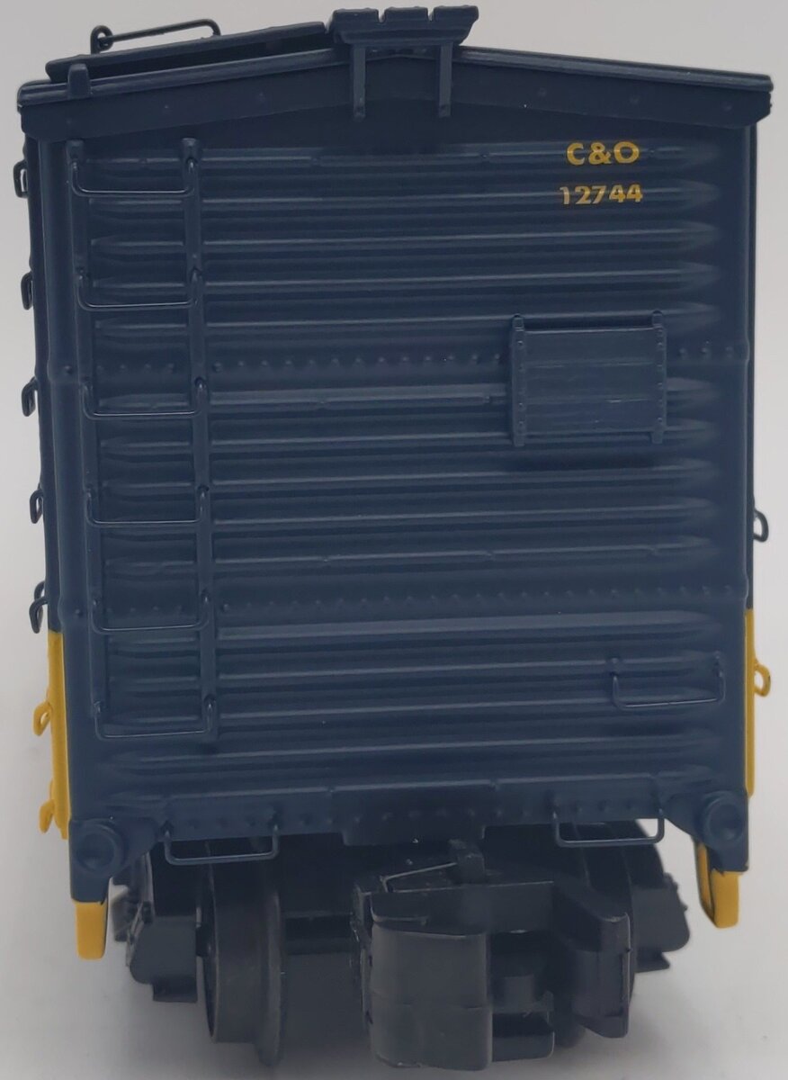 S-Helper 01919 S Gauge Rebuilt Chesapeake & Ohio Boxcar #12744 EX/Box
