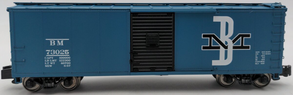 MTH 35-74003 S Gauge Boston & Maine 40' Rebuilt Steel Box Car #73025 LN/Box