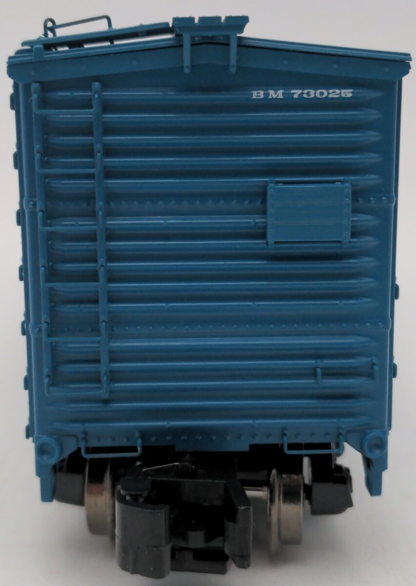 MTH 35-74003 S Gauge Boston & Maine 40' Rebuilt Steel Box Car #73025 LN/Box