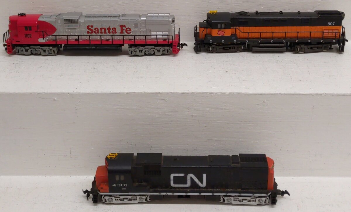 Tyco Assorted HO Diesel Locomotives #1102, 807,4301 [3] EX