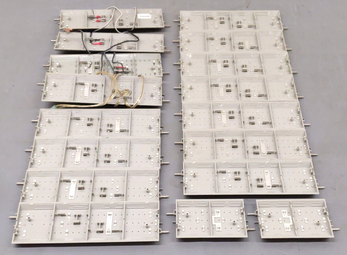 Lionel O Gauge Assorted 3 Rail Straight FasTrack Sections [17] VG