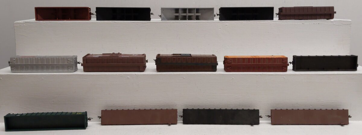 Tyco & Other HO Scale Assorted Freight Cars [14] VG
