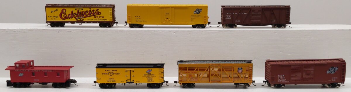 Athearn & Other HO Scale Assorted Freight Cars [7] EX