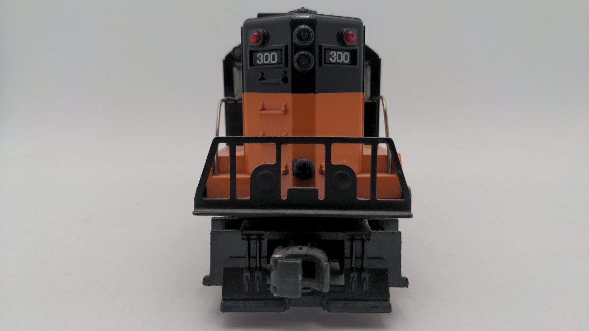 Williams GP216 O Gauge The Milwaukee Road Diesel Locomotive #300 EX