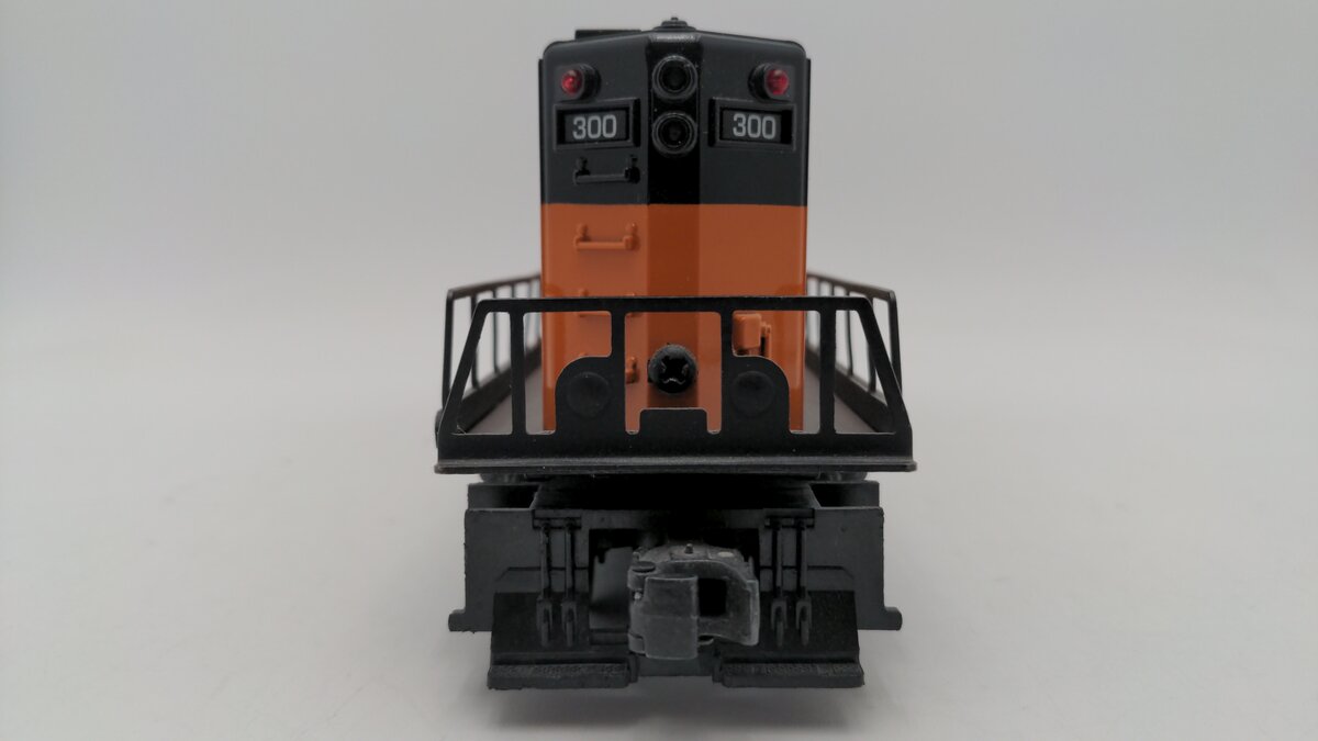 Williams GP216 O Gauge The Milwaukee Road Diesel Locomotive #300 EX