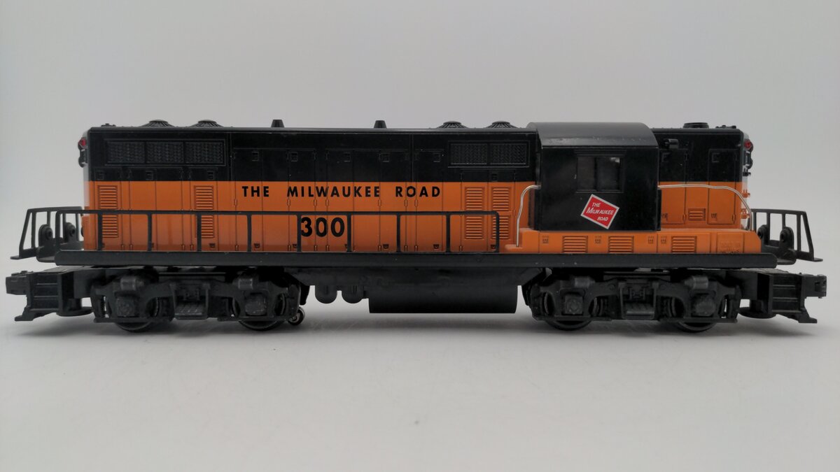 Williams GP216 O Gauge The Milwaukee Road Diesel Locomotive #300 EX