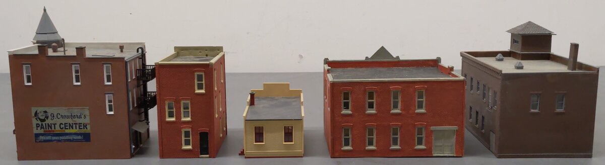 HO Scale Assorted Accessory Buildings [5] VG