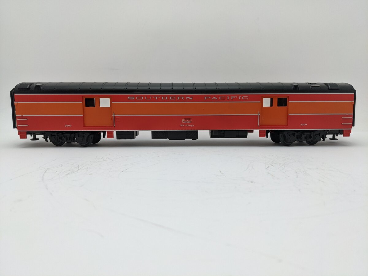 MTH 20-6523 Southern Pacific 70' Streamlined Baggage Car EX