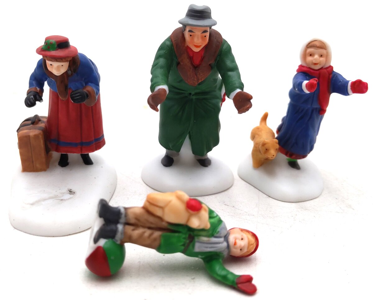 Dept 56 5533-6 Porcelain Welcome Home Figures (Set of 3) EX/Box