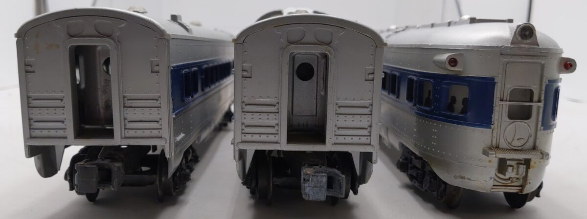 Lionel 2412, 2414, & 2416 Vintage O Santa Fe Blue Stripe Passenger Cars [3]