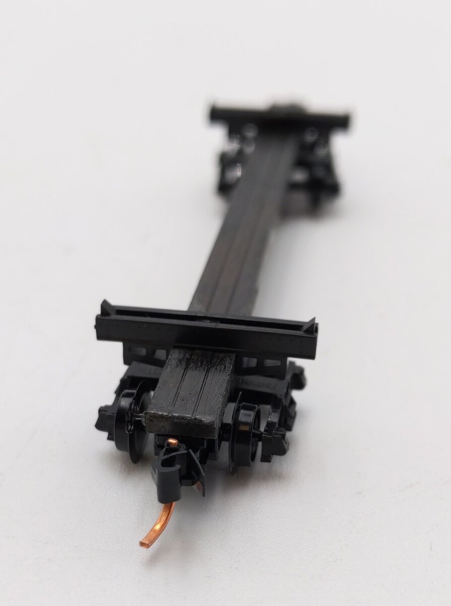 Micro-Trains 11300030 N Undecorated 40' Skeleton Log Car w/Load EX/Box