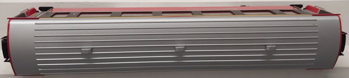 LGB 3067 G Scale Swiss 1st Class Rhatische Bahn Passenger Car-Metal Wheels EX/Box