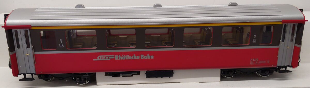 LGB 3067 G Scale Swiss 1st Class Rhatische Bahn Passenger Car-Metal Wheels EX/Box