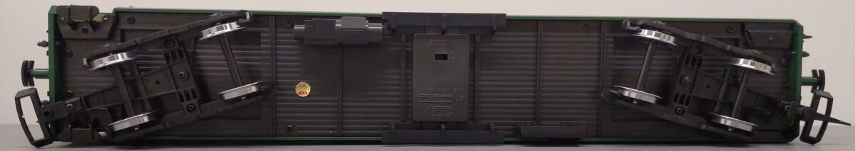 LGB 31690 RhB Baggage Car (metal wheels) EX/Box