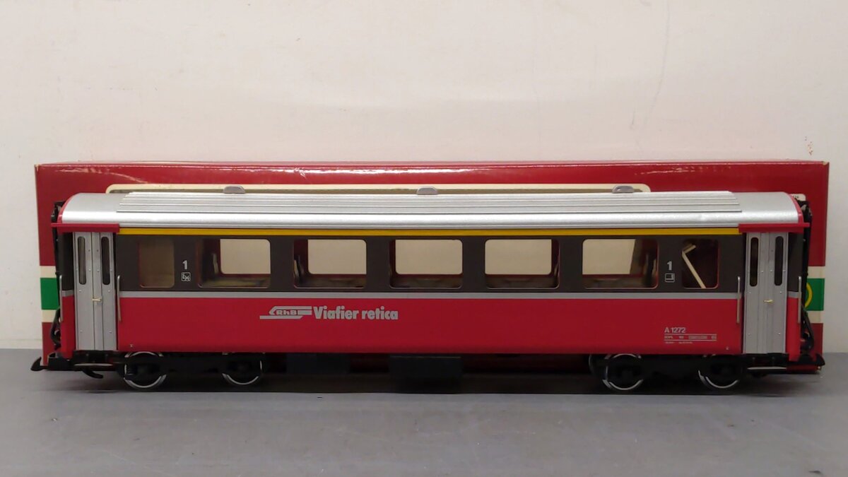LGB 3067 G Scale Swiss 1st Class Rhatische Bahn Passenger Car (Metal Wheels) EX/Box