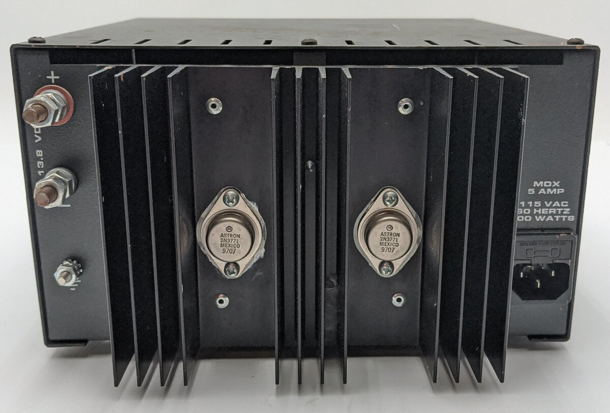 Astron RS-20M-18V Power Supply/Box