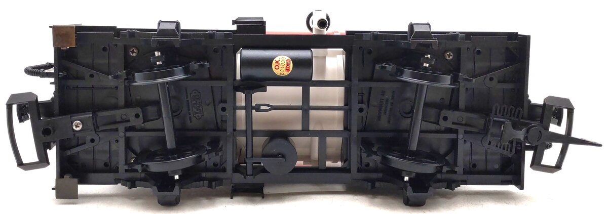 LGB 4040E G Scale Esso Short Single Dome Tank Car LN/Box
