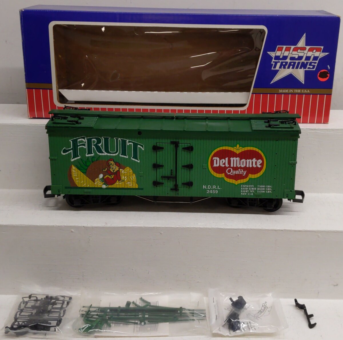 USA Trains 1697 G Del Monte Fruit Reefer Car VG/Box
