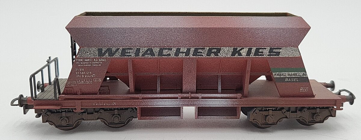 Liliput 24655 HO Scale Weiacher Kies Weathered Hopper Car EX/Box