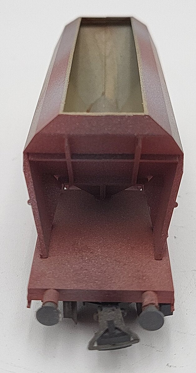 Liliput 24655 HO Scale Weiacher Kies Weathered Hopper Car EX/Box