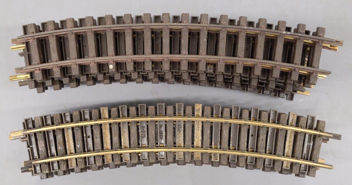 LGB 1600 Curved Track Sections (21)