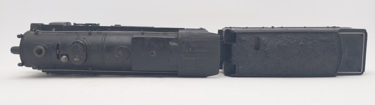 Lionel 2025 Vintage O 2-6-2 Die-Cast Steam Locomotive with 2466WX Tender