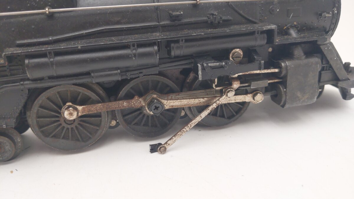 Lionel 2025 Vintage O 2-6-2 Die-Cast Steam Locomotive with 2466WX Tender