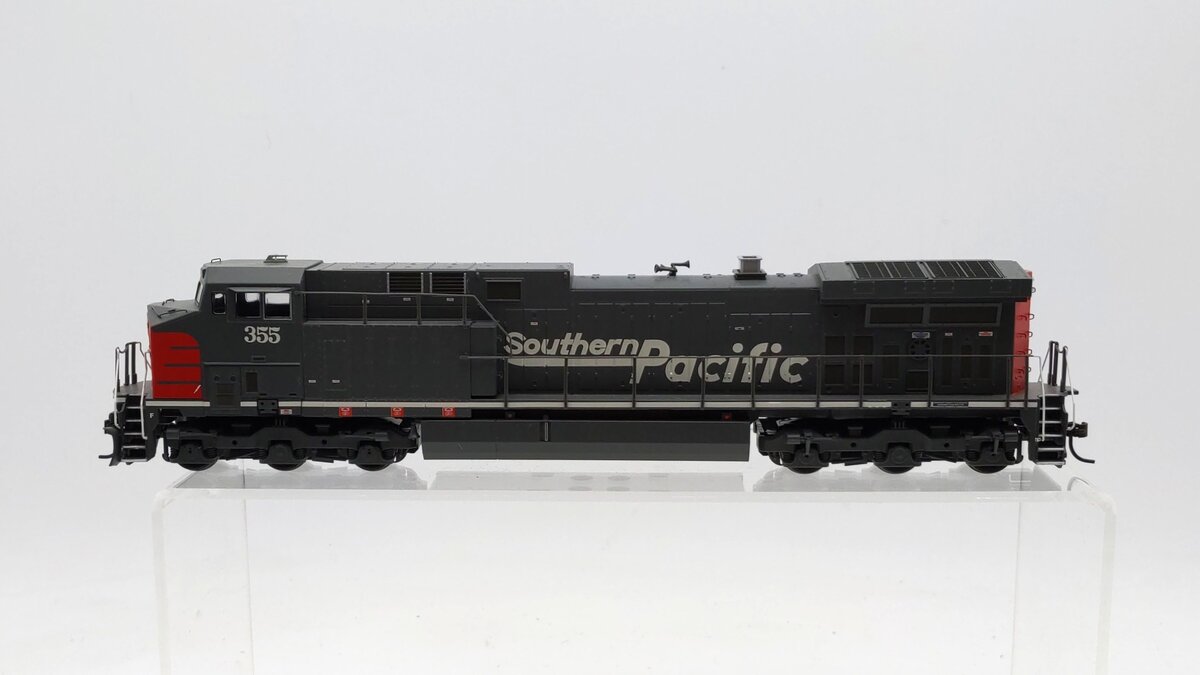 Athearn 79875 HO Southern Pacific AC4400 Diesel Locomotive #355 LN/Box