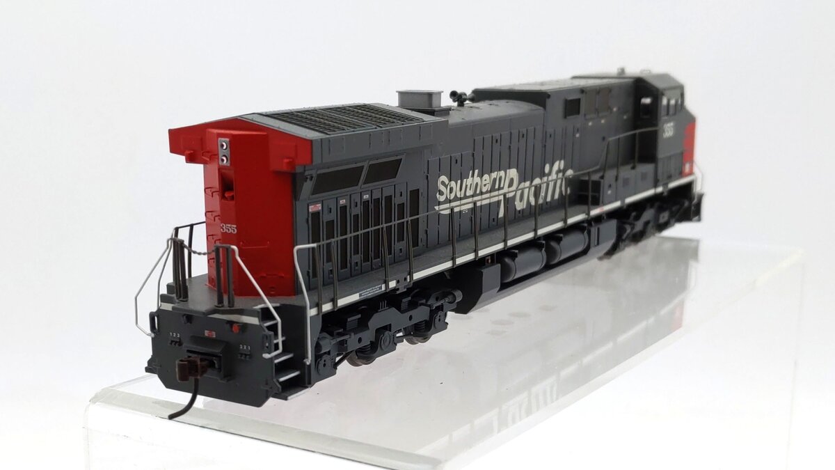 Athearn 79875 HO Southern Pacific AC4400 Diesel Locomotive #355 LN/Box