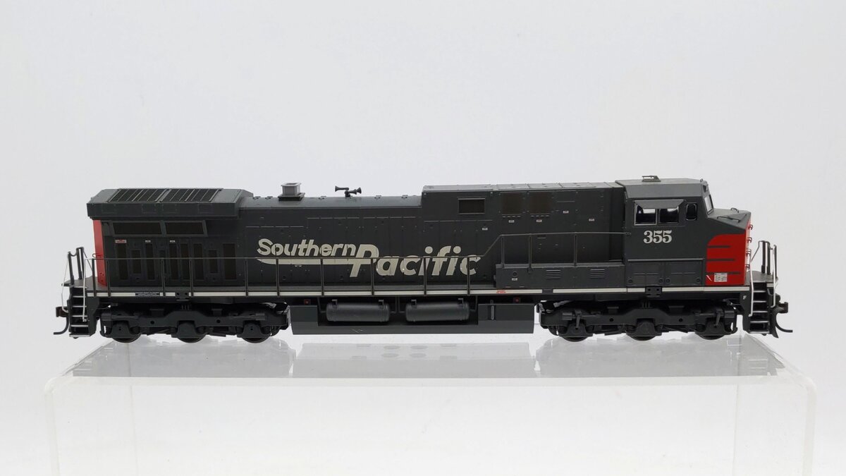 Athearn 79875 HO Southern Pacific AC4400 Diesel Locomotive #355 LN/Box