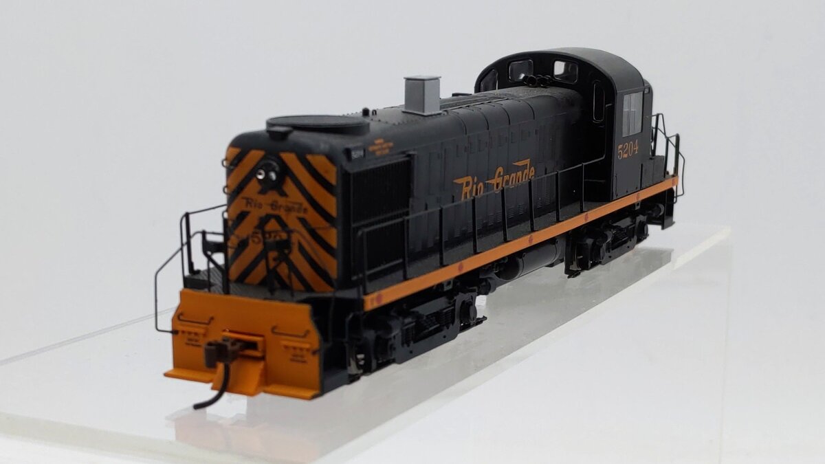 Athearn 94013 HO Denver & Rio Grande West Alco RS-3 Diesel Locomotive #5204 LN/Box