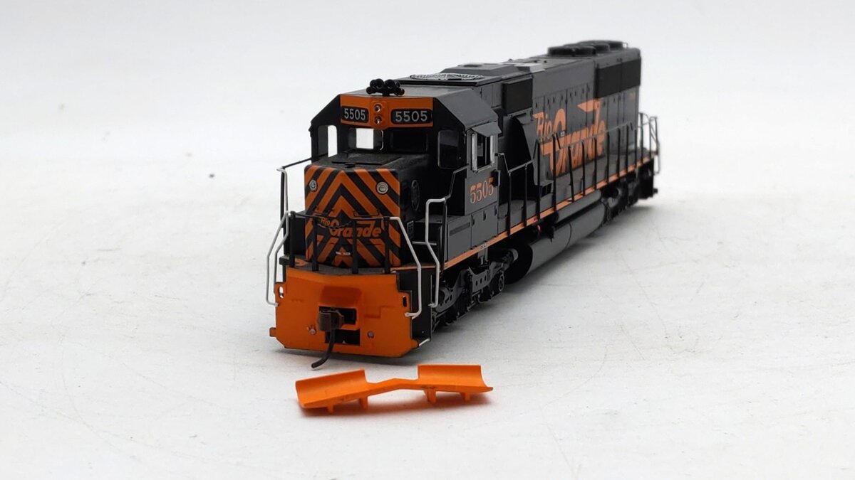 Athearn 80975 HO Scale Denver & Rio Grande Western SD50 Diesel Locomotive #5505 EX/Box