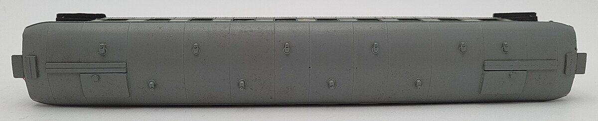 Liliput 285 HO Scale Norm Rader 3rd Class Passenger Car #72 703 EX