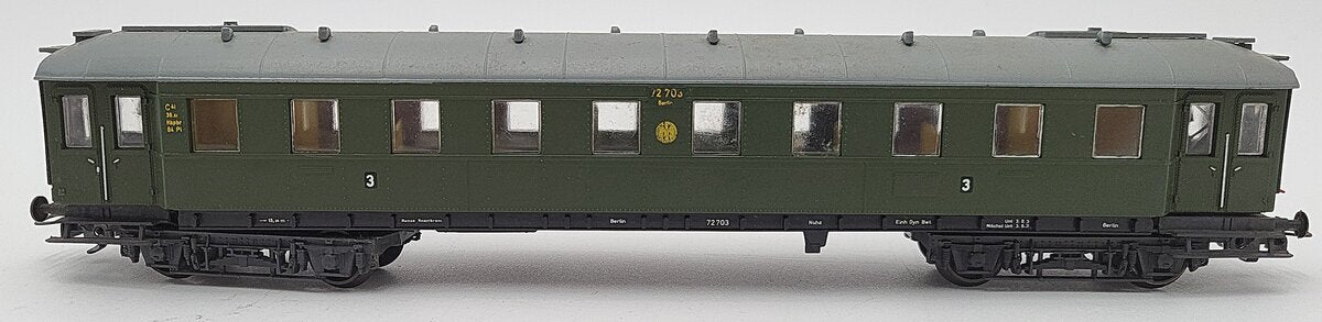 Liliput 285 HO Scale Norm Rader 3rd Class Passenger Car #72 703 EX