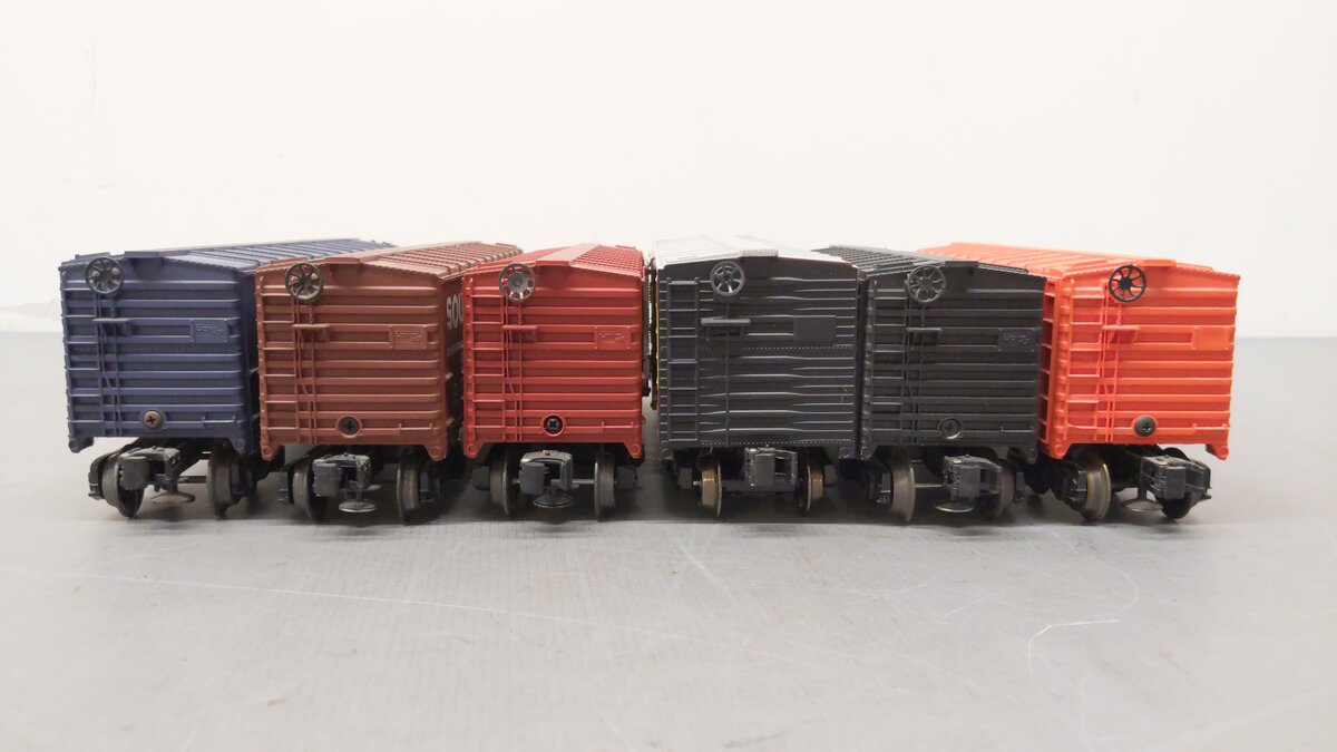 Lionel & Menards Assorted O Gauge Boxcars [6] EX