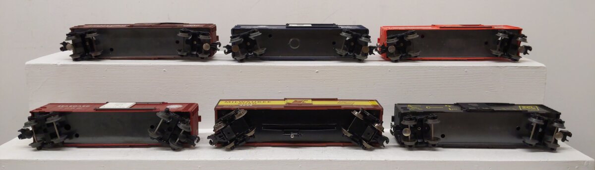 Lionel & Menards Assorted O Gauge Boxcars [6] EX