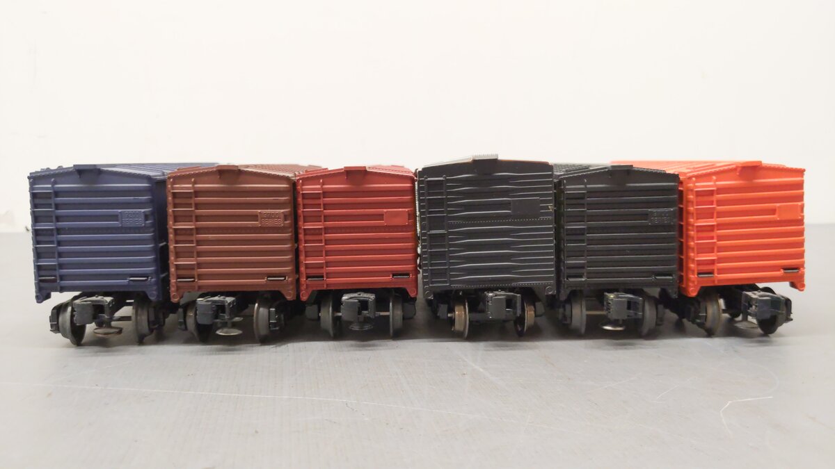 Lionel & Menards Assorted O Gauge Boxcars [6] EX