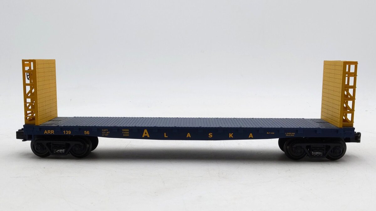 MTH 30-76088 O Gauge Alaska Bulkhead Flatcar with Pipe Load EX