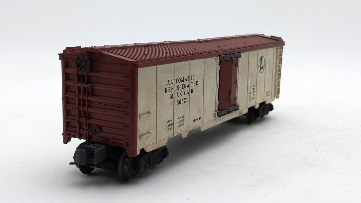 Lionel 3662 Vintage O Brown & White Large Operating Milk Car VG