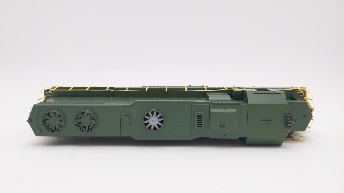 Athearn G65639 HO Scale GP39-2 CSX Diesel Locomotive #4317 w/ DCC EX/Box