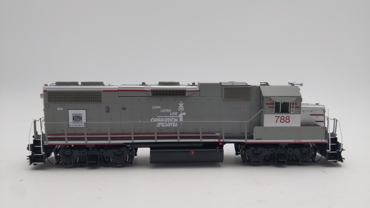 Athearn G71829 HO Scale EMDX Diesel Locomotive w/DCC #788 EX/Box