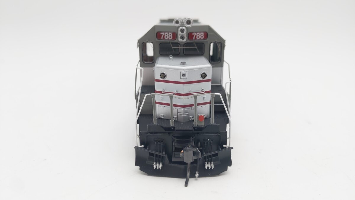 Athearn G71829 HO Scale EMDX Diesel Locomotive w/DCC #788 EX/Box