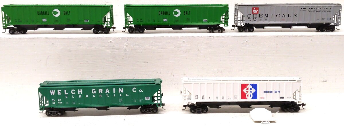 IHC HO Assorted Freight Cars: 30481, 33790, 26140, 33006 [5] VG