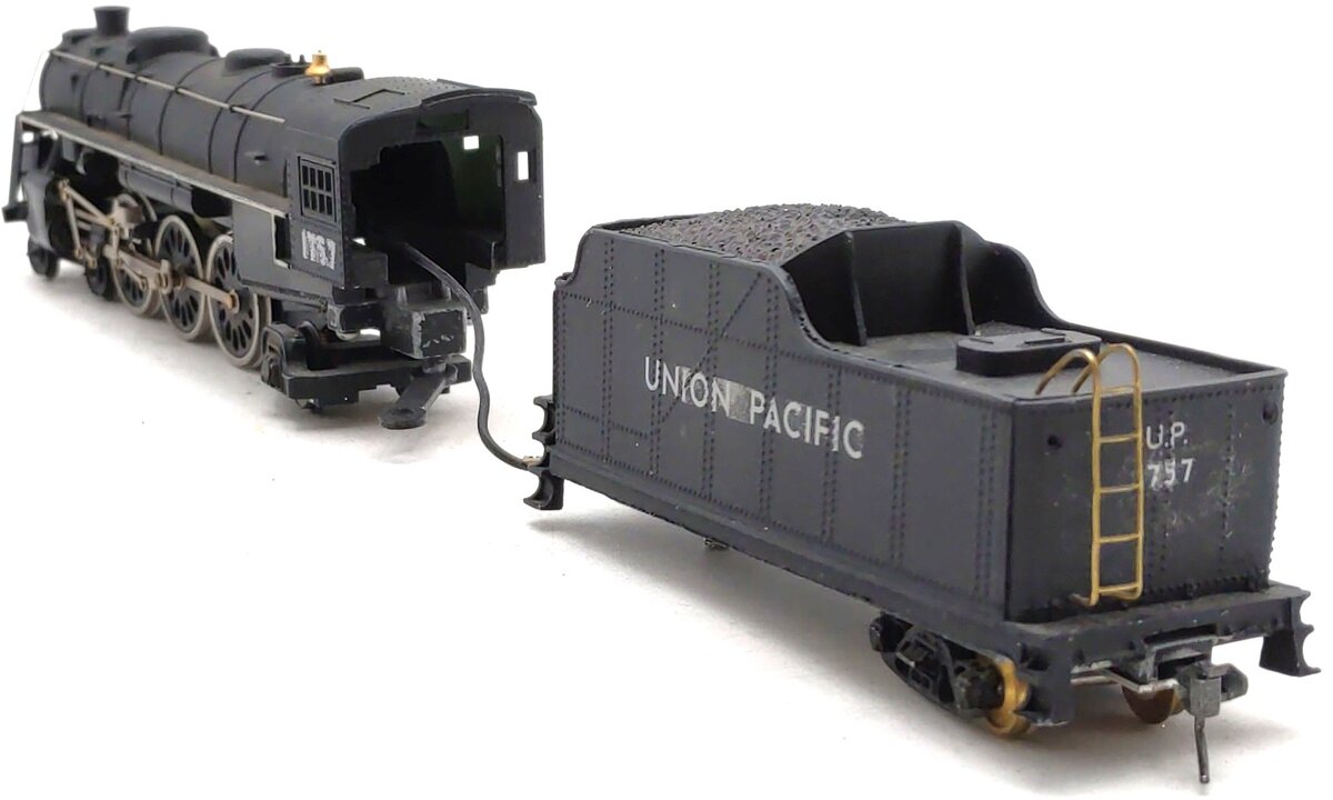 Tyco 7708 HO Pacific 4-6-2 Steam Locomotive & Tender Kit #212