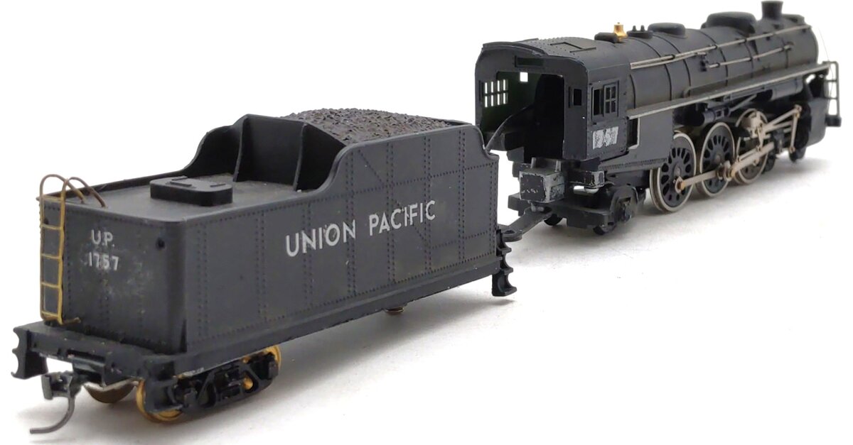 Tyco 7708 HO Pacific 4-6-2 Steam Locomotive & Tender Kit #212